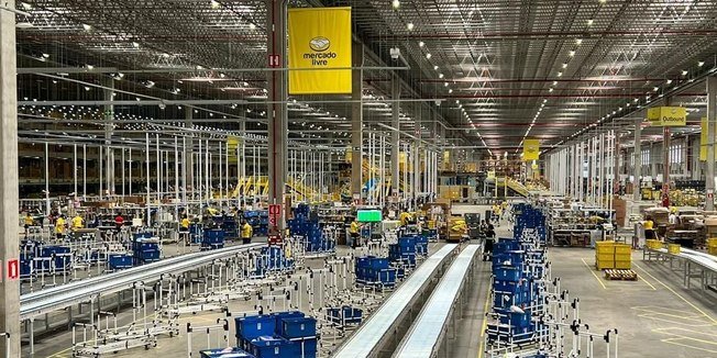 Inteligência artificial redefine a rotina de vendedores no e-commerce brasileiro - Imagem do artigo