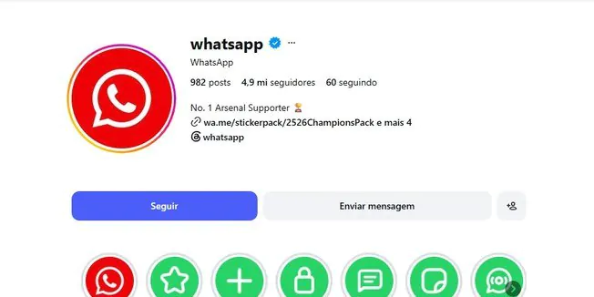 WhatsApp muda cor da logo para vermelho em parceria digital com Arsenal