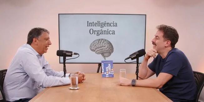 Hamilton dos Santos debate ética da opacidade e impacto da transparência na confiança