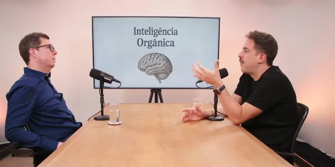 André Rocha discute cidades inteligentes, tecnologia urbana e repertório pessoal na era digital