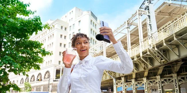 Sony lança no Brasil microfone que grava áudio em 3D direto no celular